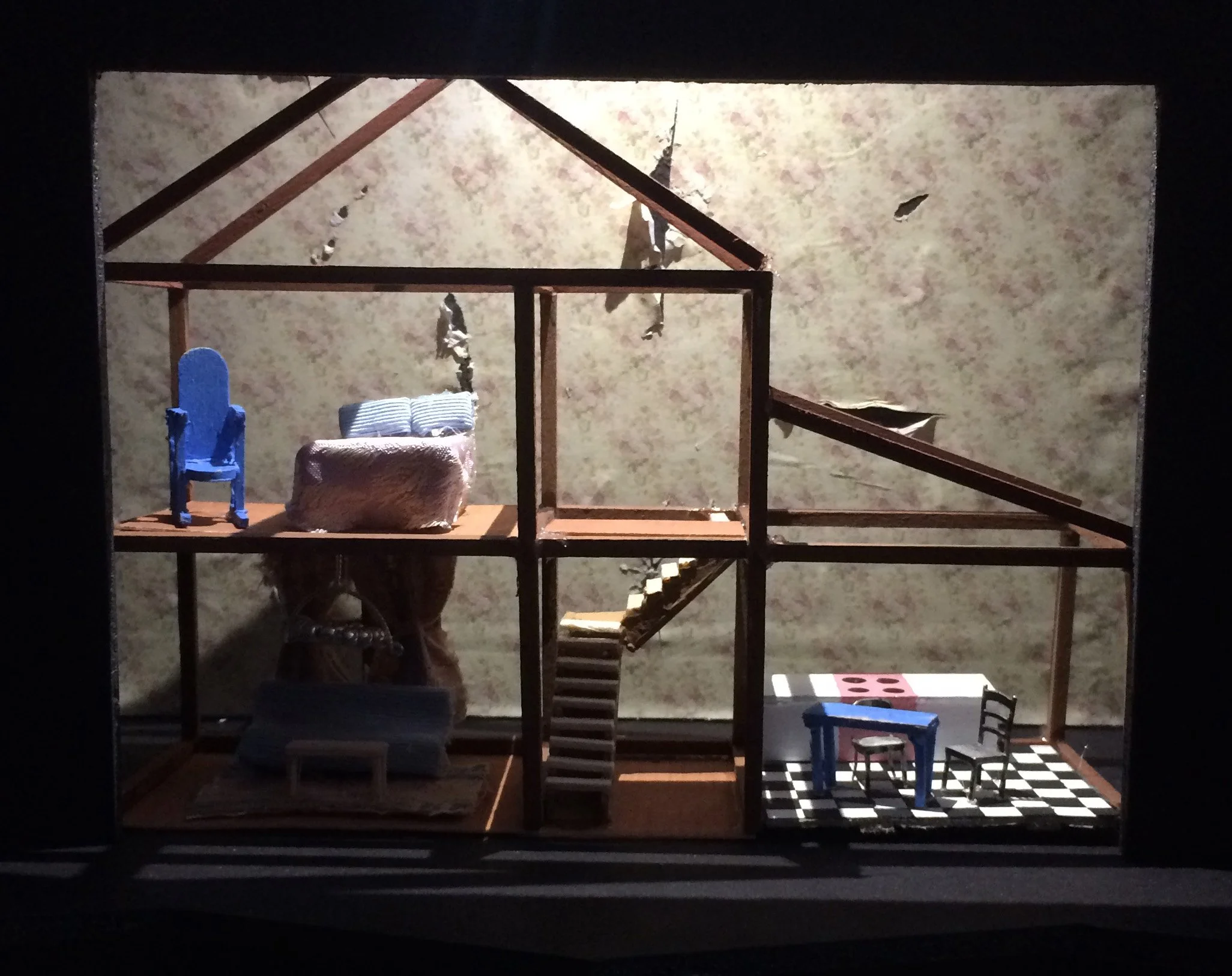 !Casey Konys Kingdom of Earth set model.jpg