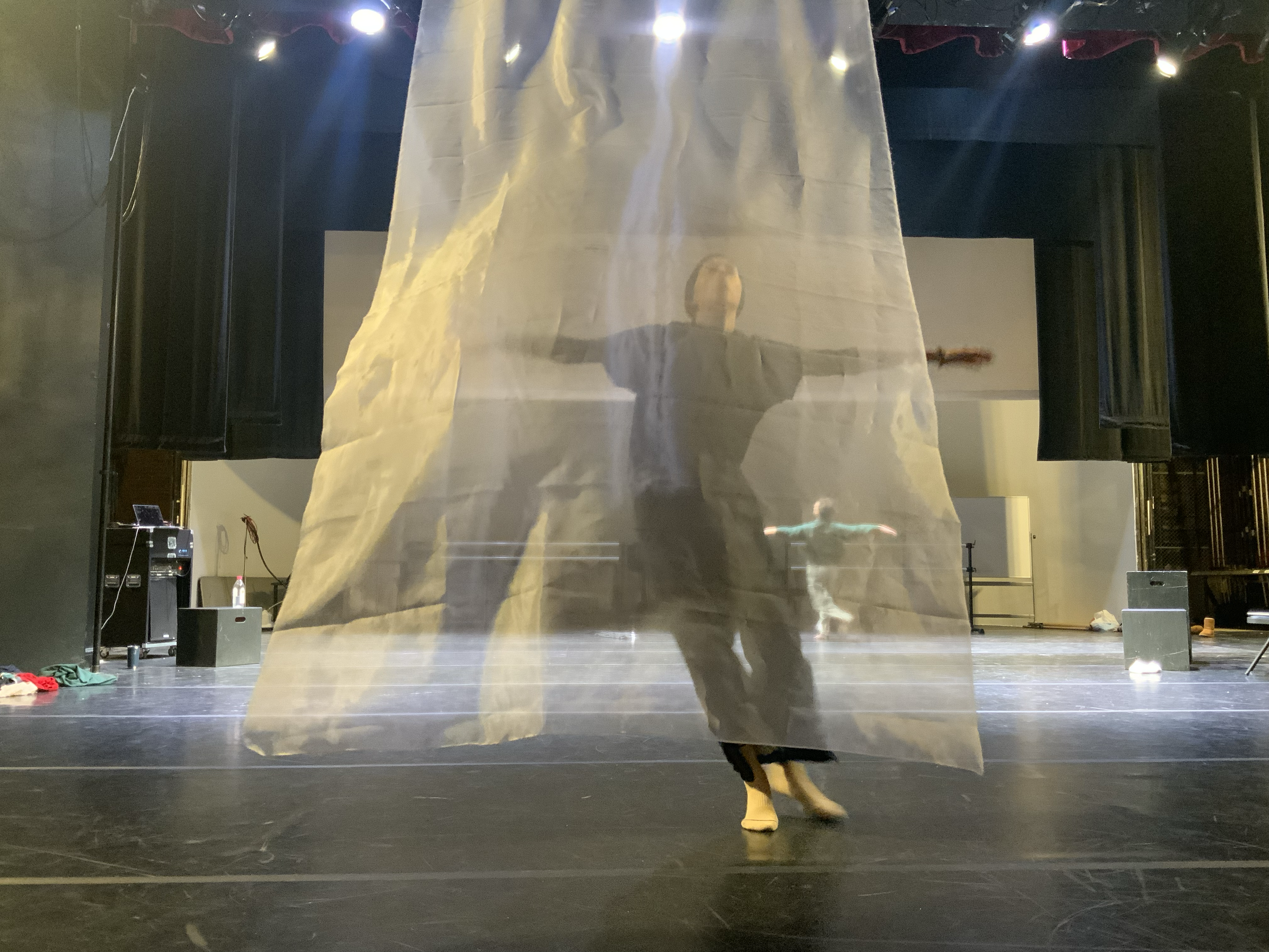 curtain 1.png
