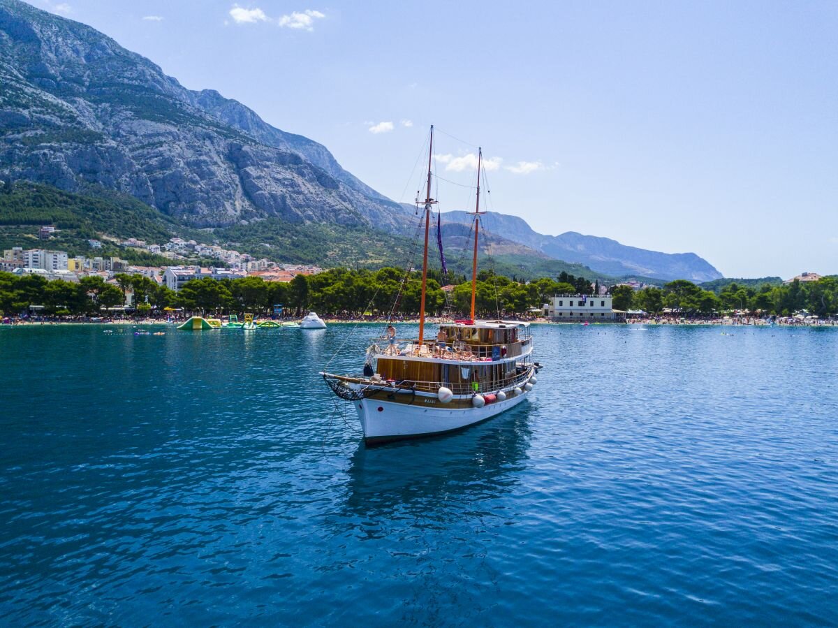 Sail Croatia Navigator - Scenery 3.jpg