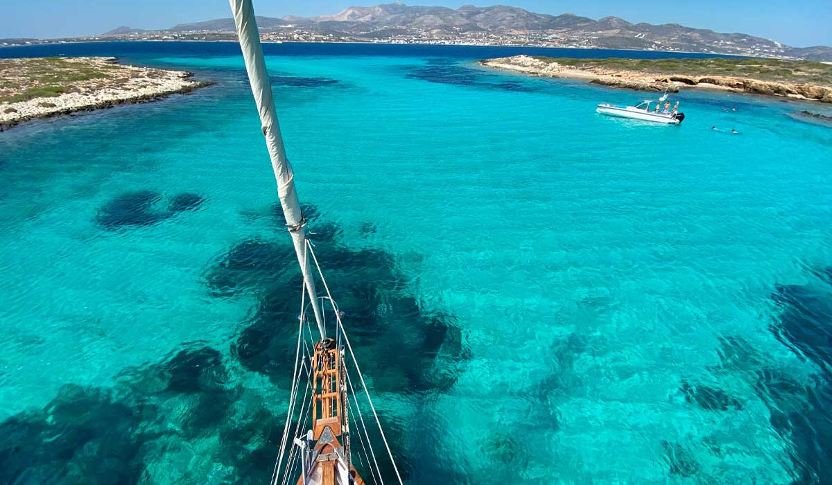 Captain Nikos on Dive on in! The Yin Yang Concept revealed some of his secret spots around Paros where the water is otherwordly. Image Flip Byrnes
