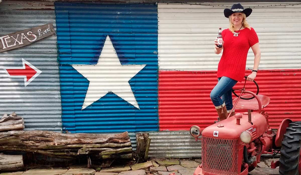 Despite her love for Australia, Rachel is still a proud Texan.