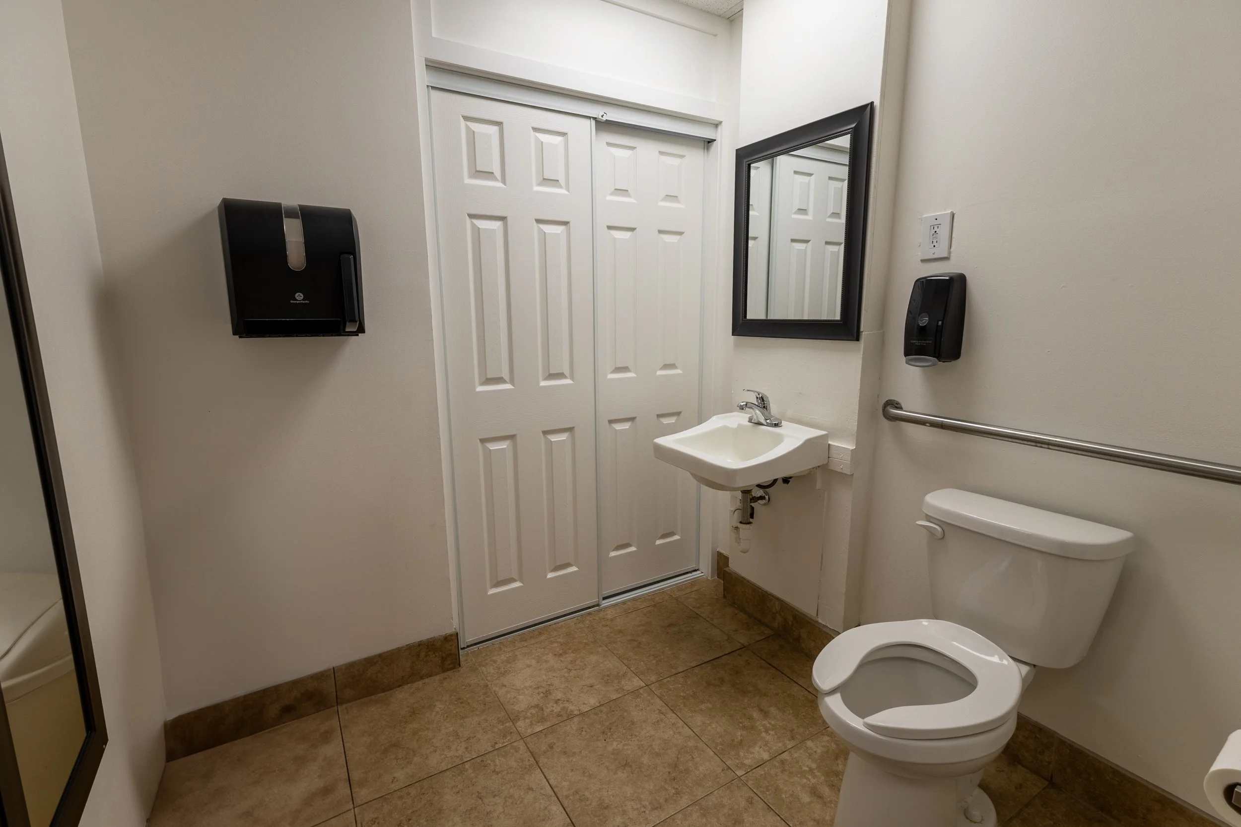 0X8A0067-HDR.jpg
