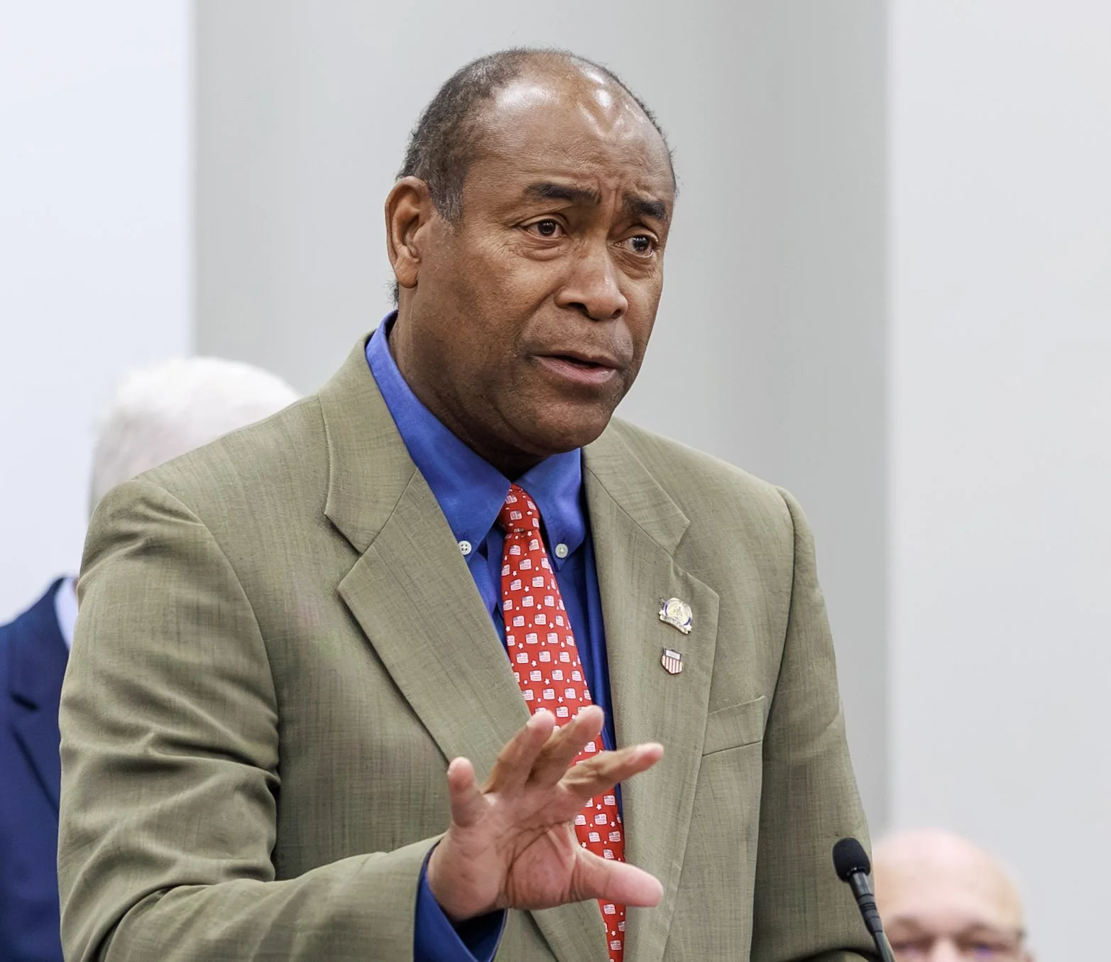 Douglas 2.5.26 (2).jpg