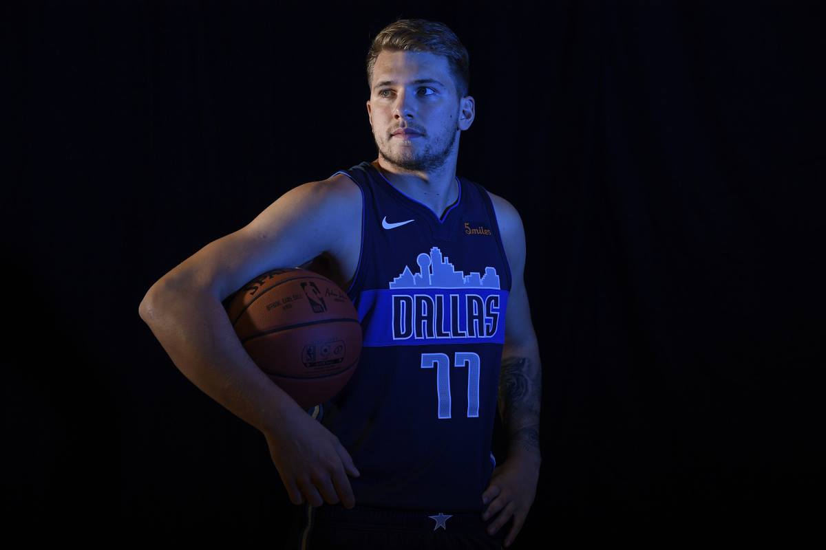 mavs skyline jersey