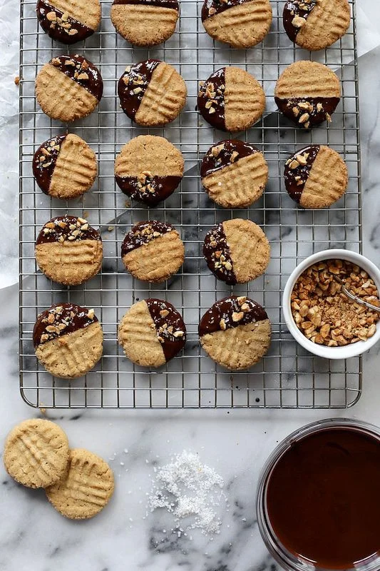 Chocolate-Dipped-Crisp-Peanut-Butter-Cookies.jpg
