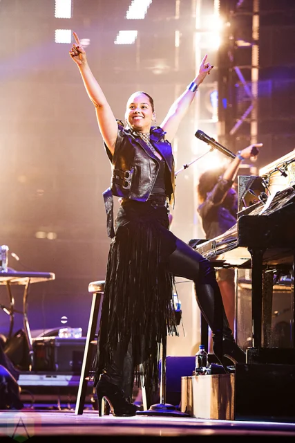 HOUSTON RODEO PERFROMANCE / ALICIA KEYS