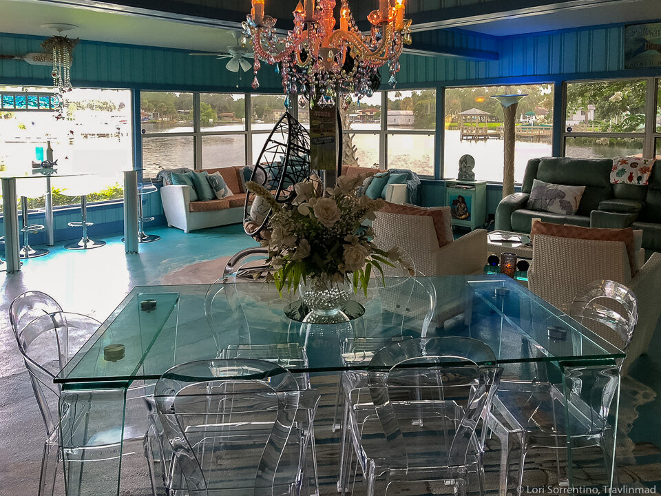 Mermaids & Manatees At The Crystal Blue Lagoon B&B, Crystal River