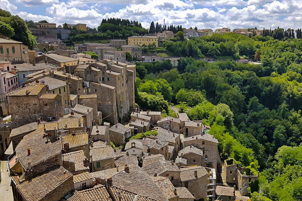 There are plenty of hidden gems in Tuscany Italy. Have you visited the ancient tufa town of Sorano?