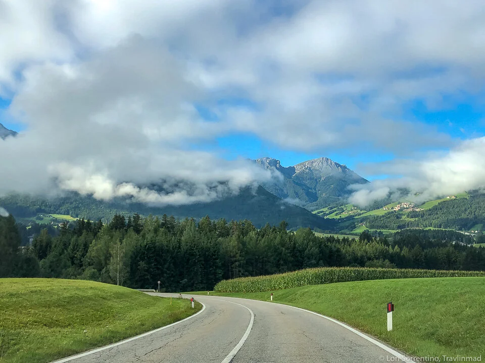 driving-to-Lago-di-Braies.jpg