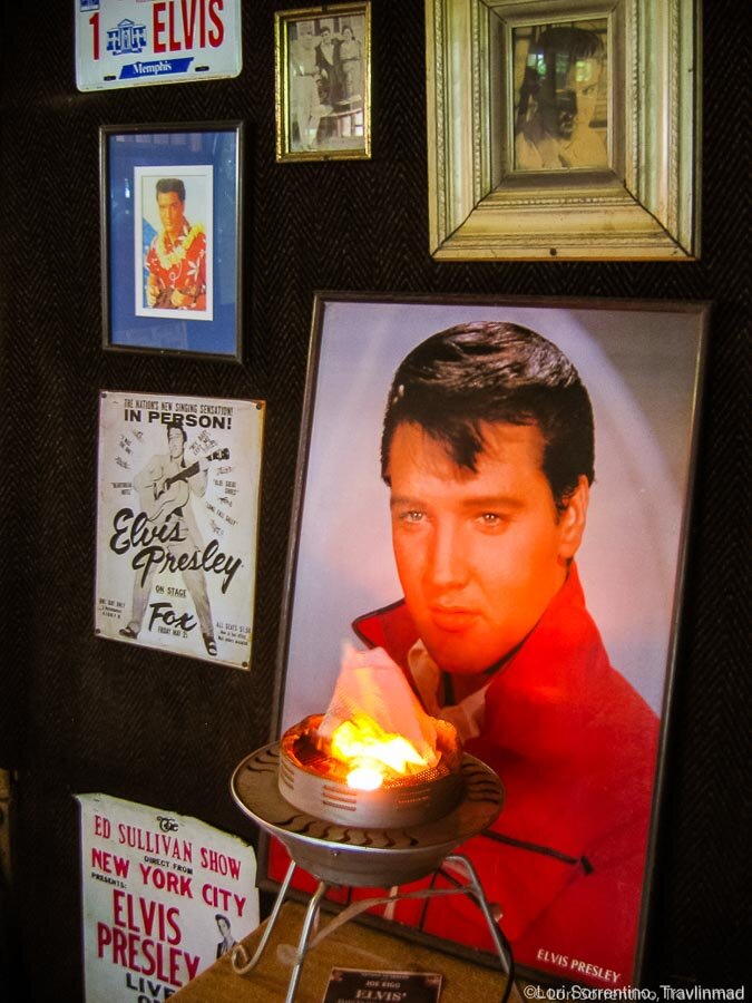 Authentic Elvis shrine in Costa Rica? This surfer bar in Dominical was so much fun!
