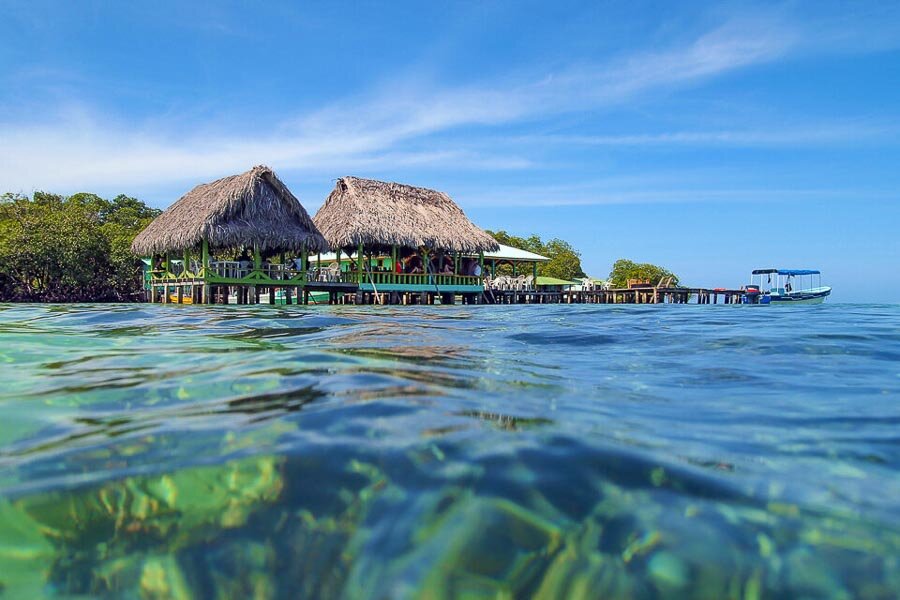 巴拿马，Bocas del Toro:做什么和住在哪里- Travlinmad慢旅行博客雷竞技app官网入口安卓 - 雷电竞ray下载