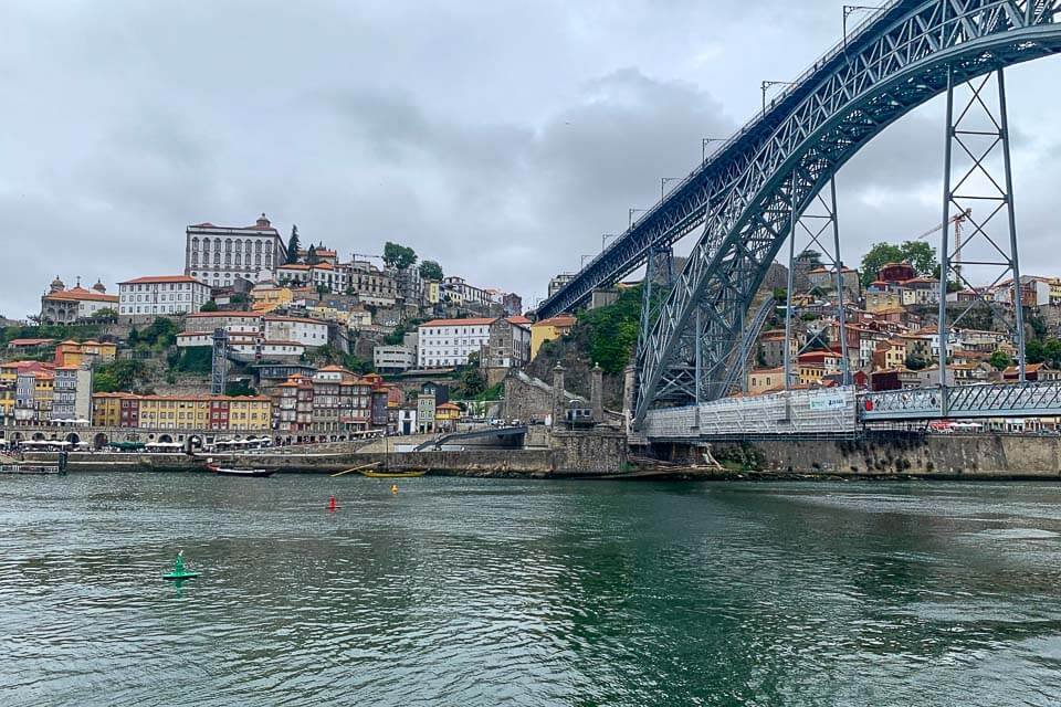 Travel Europe by train itinerary, Lisbon to Porto, Portugal
