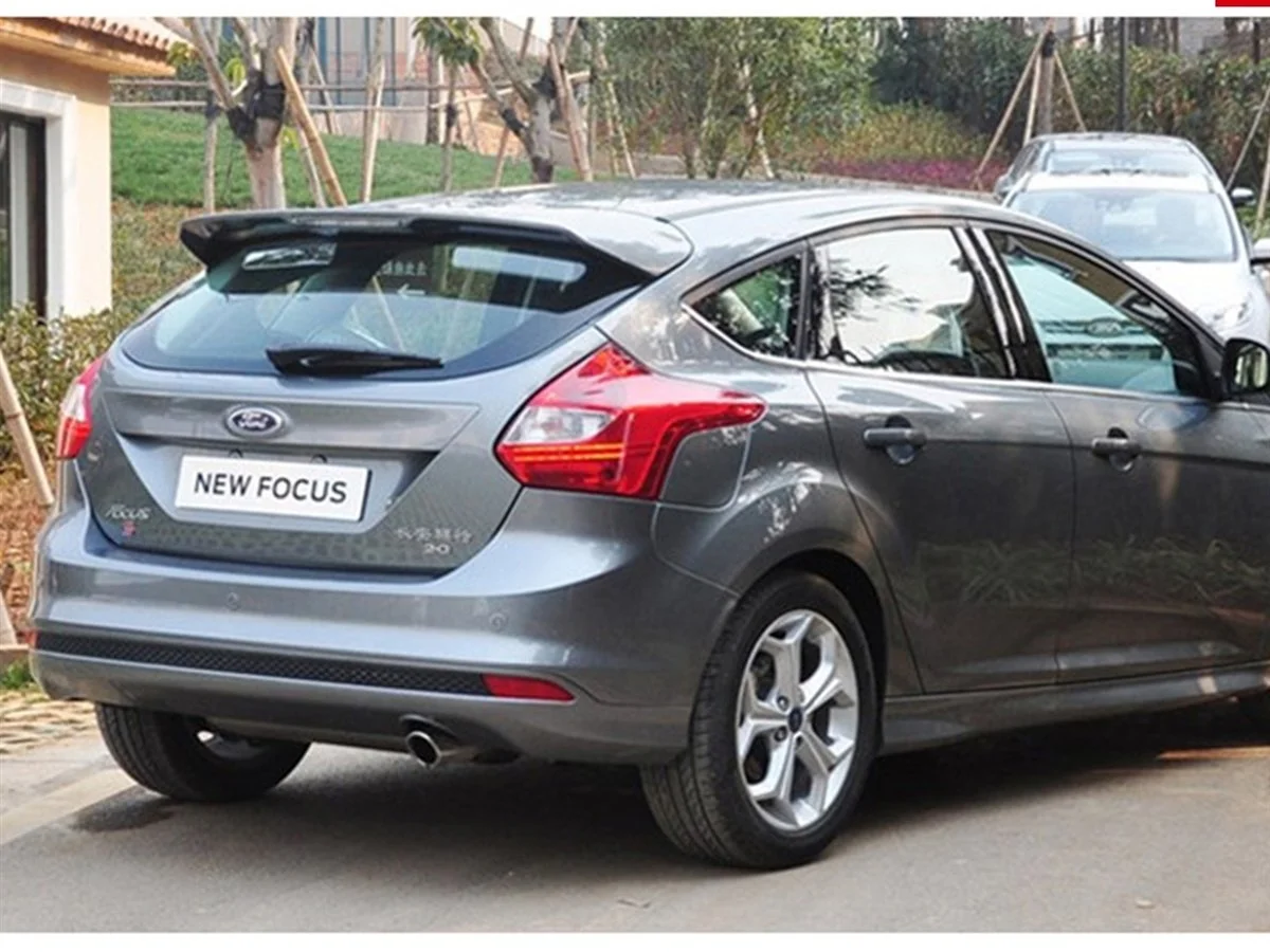 2012-18 Ford Focus 5-DR Spoiler