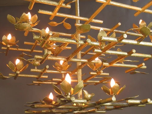 plaster_chandelier_with_birds_leaves_and_flowers_with_special_gold_finish_10.jpg