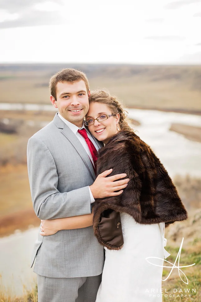 I was in love with the fur coat Carolyn wore to compliment her wedding dress.