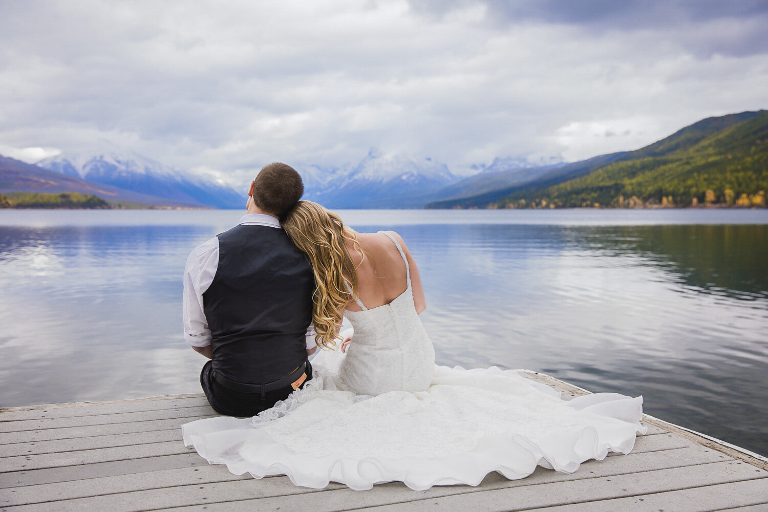 Bend Destination Wedding Photographer | Lake Wedding at Glacier Montana