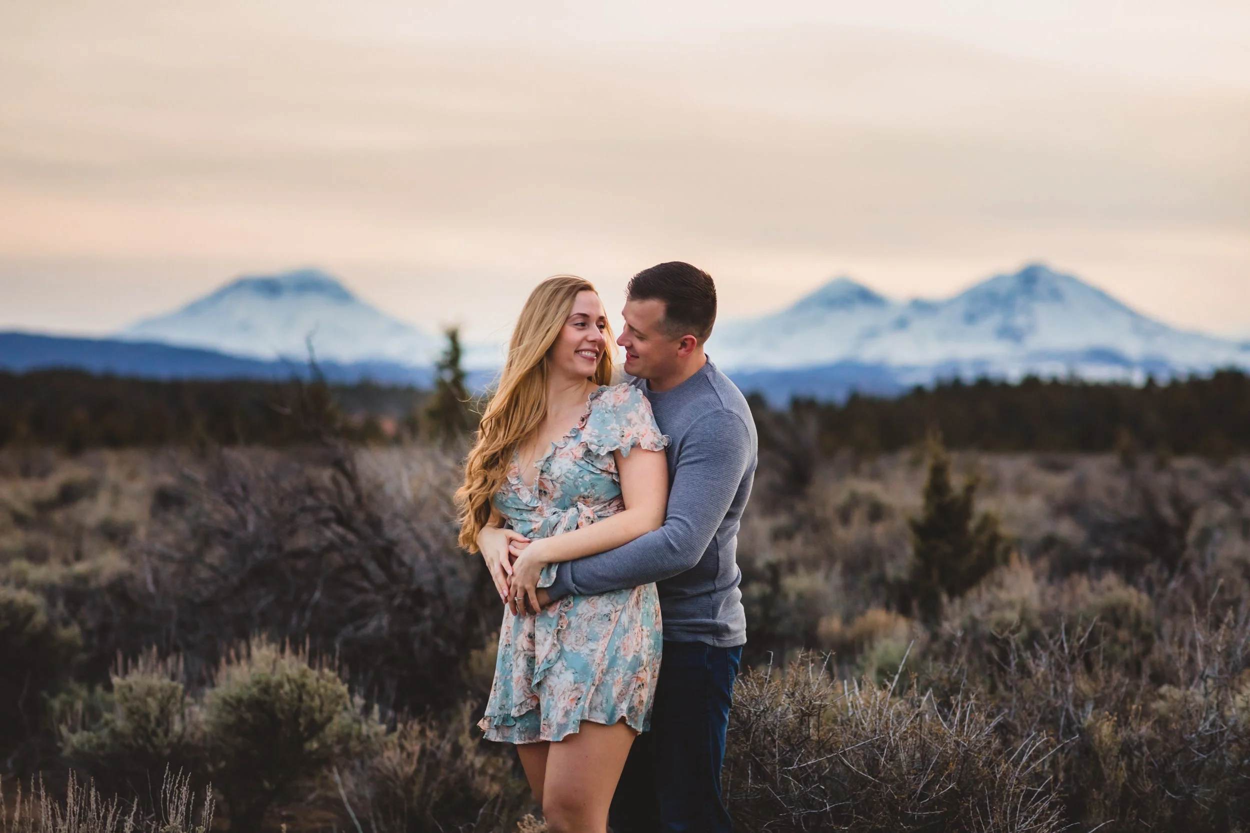 What to Wear for Your Engagement Session in Bend, Oregon