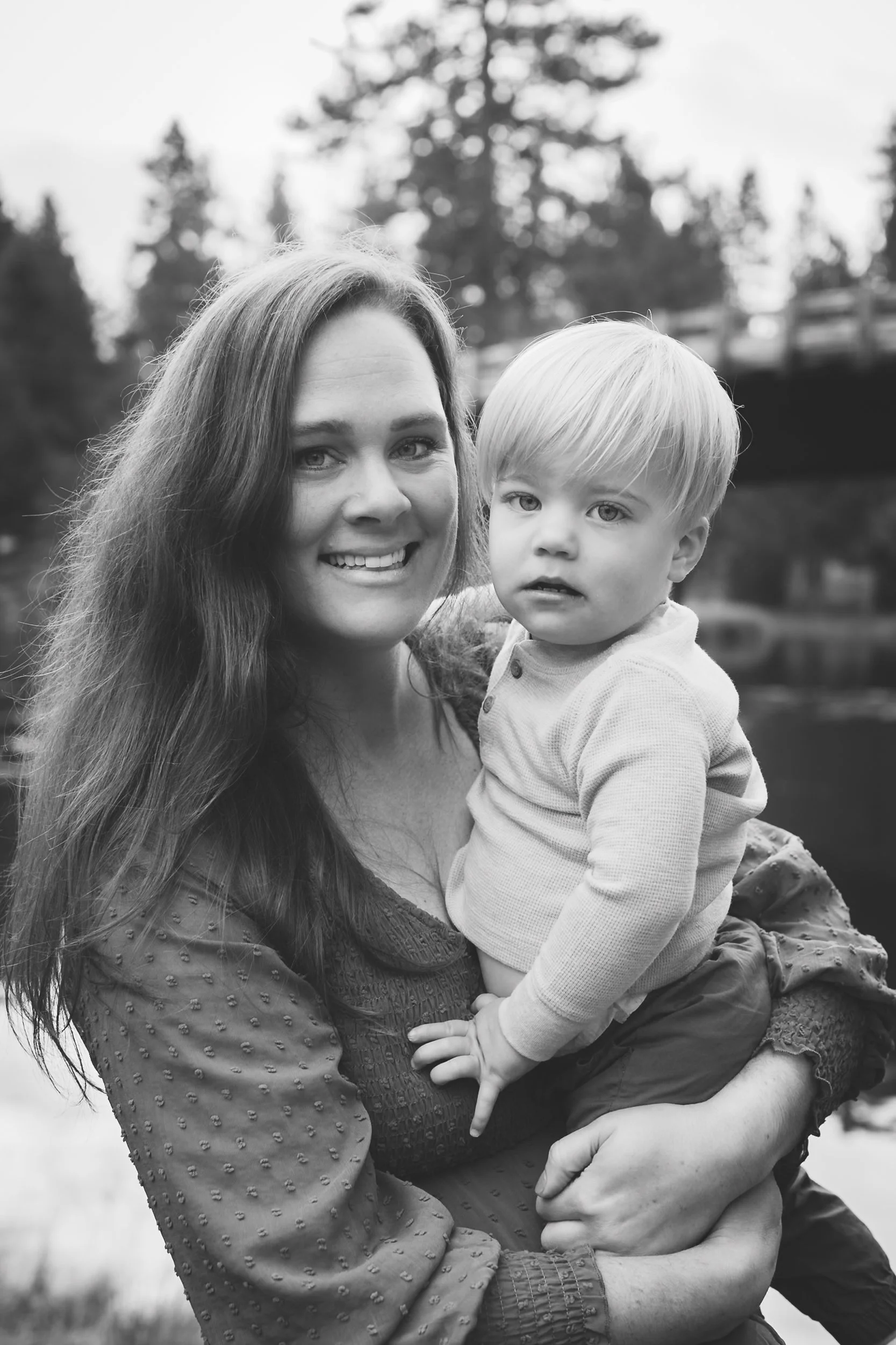 Sunriver-Family-Photos-Extended-Floyd-Ariel-Dawn-Photography-575-2.jpg