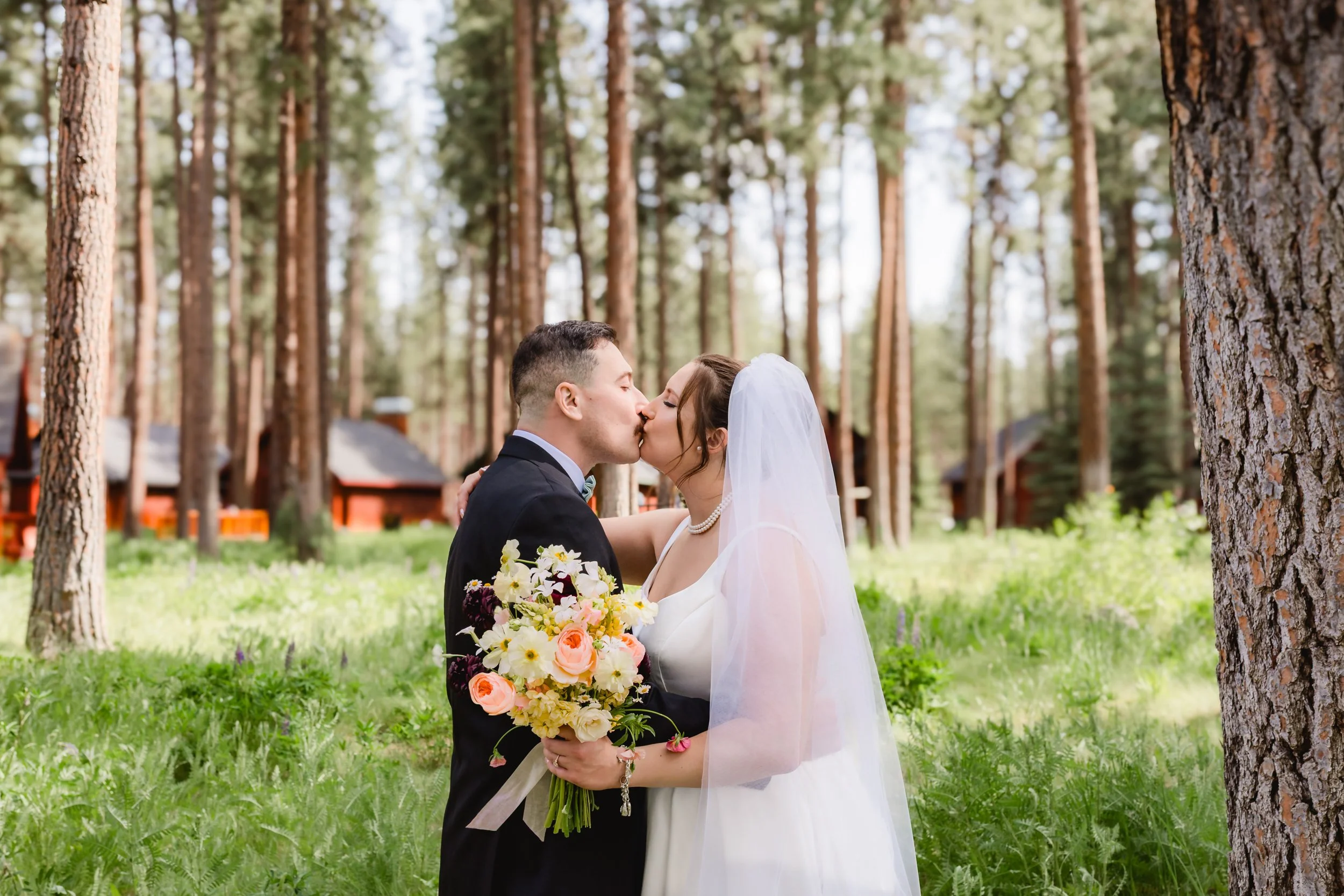 FivePine-Lodge-Wedding-Dan-Shannon-1935-2.jpg