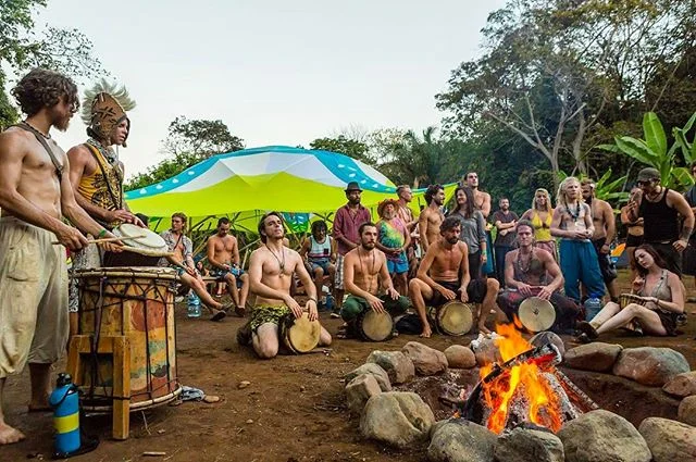#FBF Marching to the beat of your own drum. || Pretending I'm back in the jungles of Uvita vibing with the soul family this Envision weekend. How has it been a year? Def been transformed ππΌ Everyone get tribal, stay rooted, and find that magic! βπΌ #envisionfestival #vivelaexperiencia #puravida