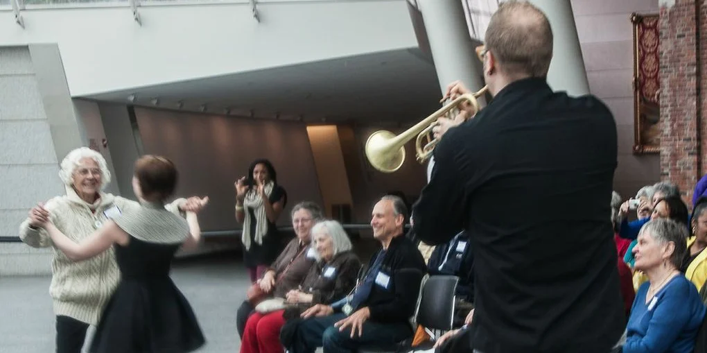 Jesseanddancers.jpg