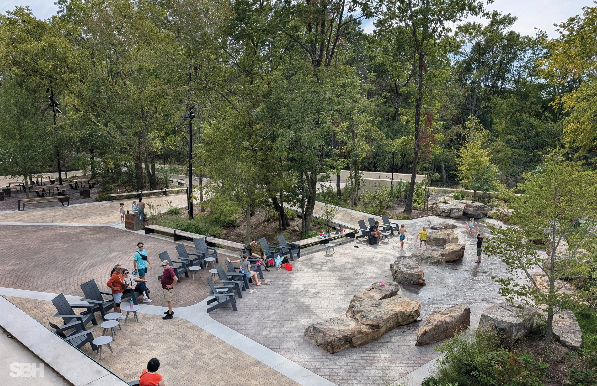 CRYSTAL BRIDGES PLAZA — studio bryan hanes