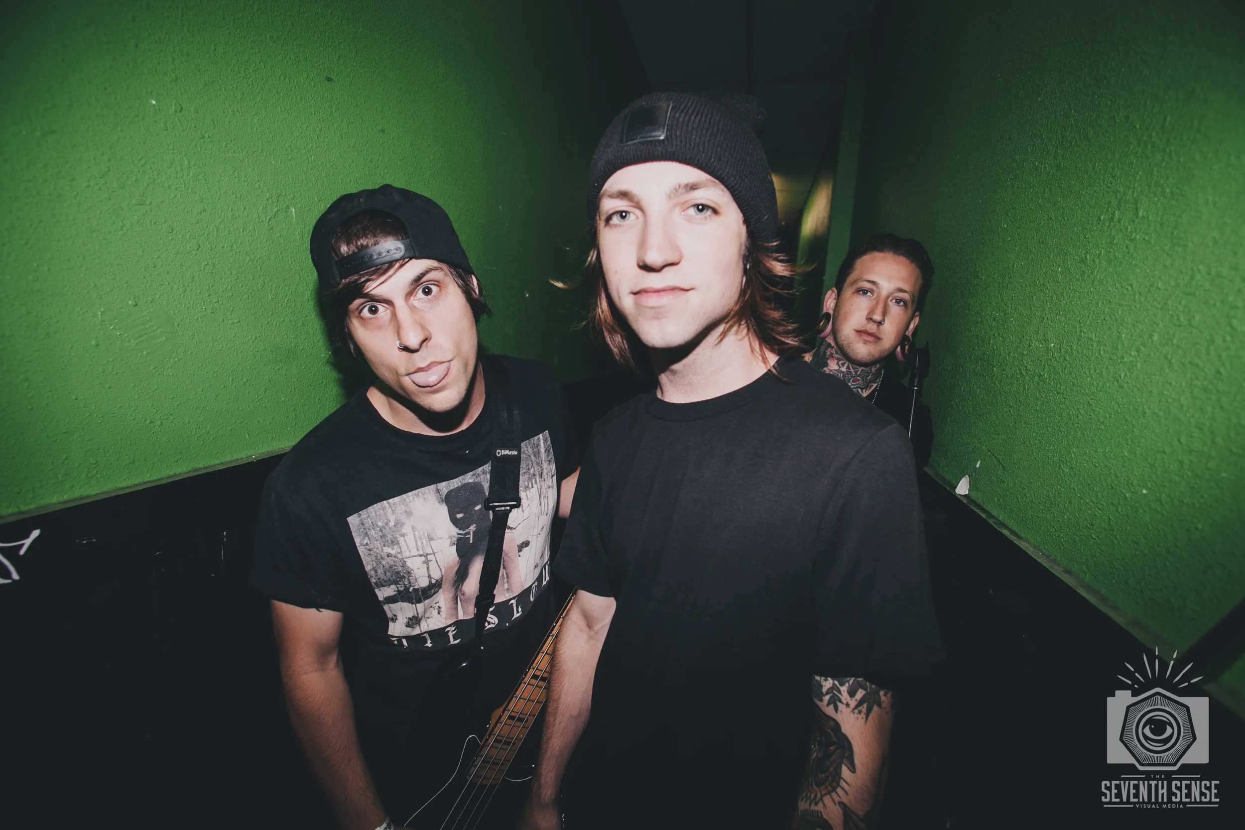 Slaves_Chain-12.jpg