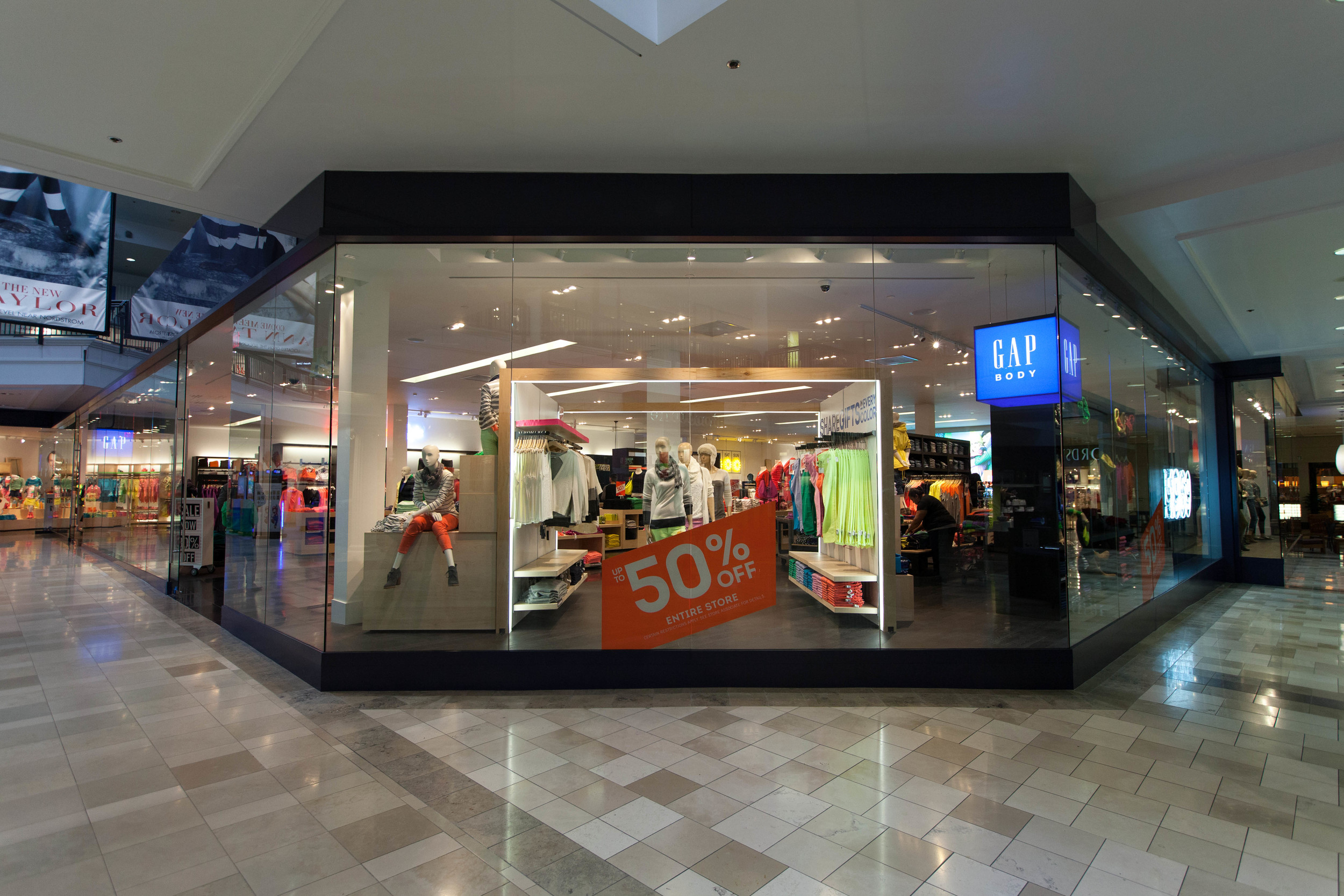 Valley Fair – URW Retail Delivery
