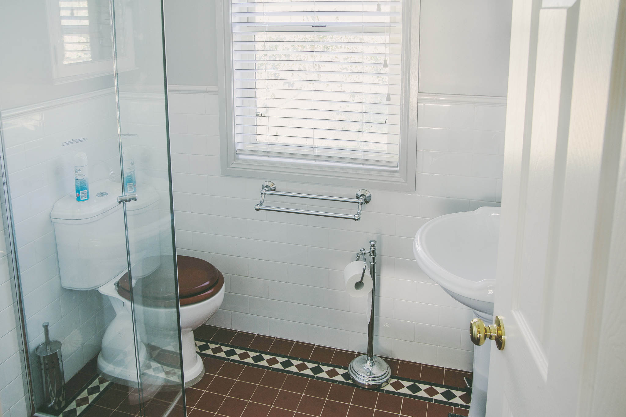 Queen Ensuite