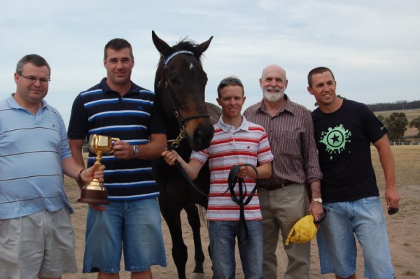 Living Leg Kerrin Mcevoy Brew boys.jpg