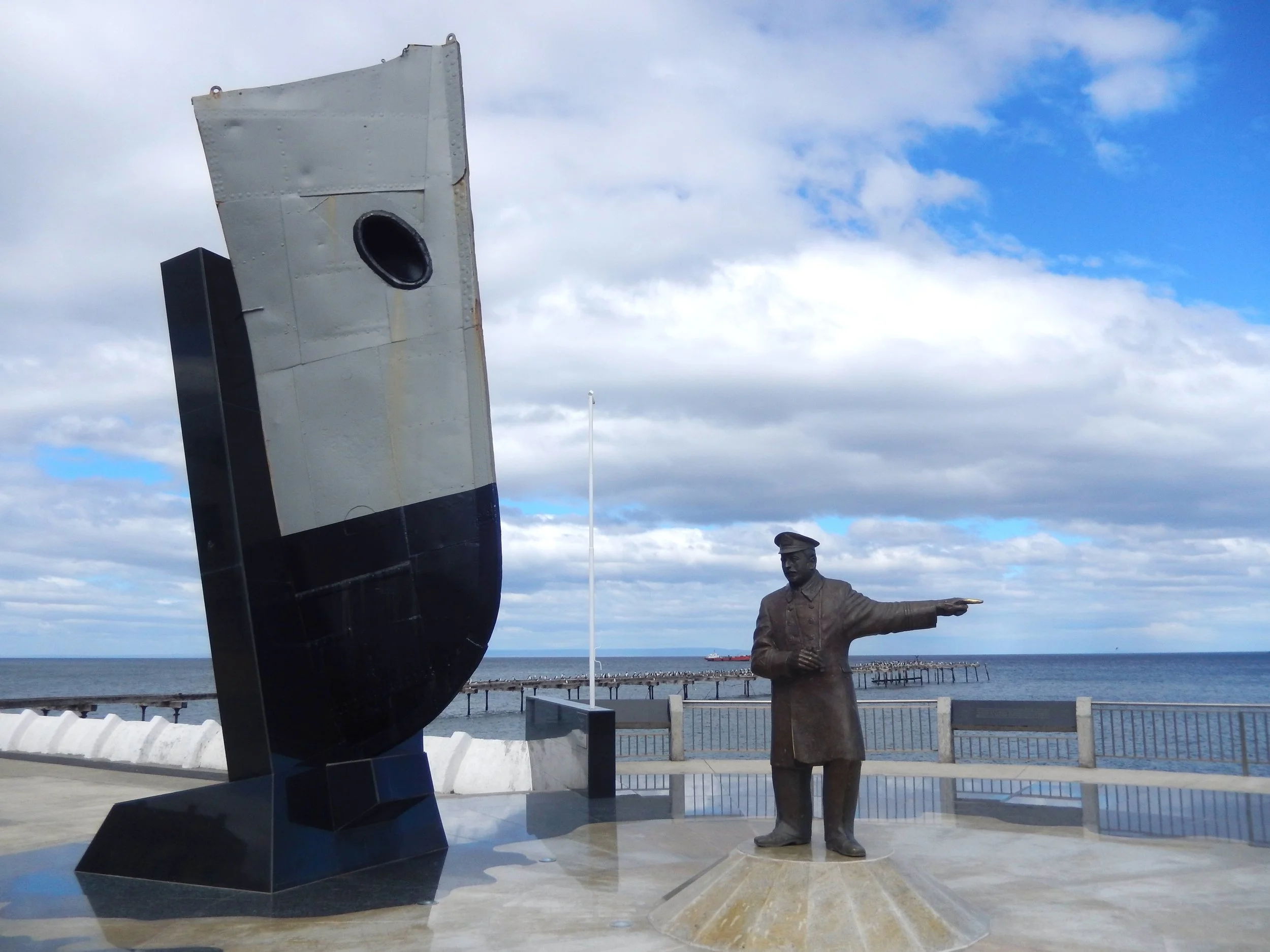 7 The prow of the Yelcho, Punta Arenas.jpeg