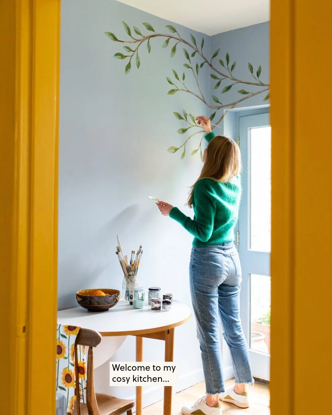 Welcome to my kitchen! Inspired by everything from Pierre Bonnard to a picture of @mollymahonblockprinting&rsquo;s (I think) aga I once tore out of a magazine, with a subconscious dose of Monica Geller purple-and-gold thrown in for good measure. Pain