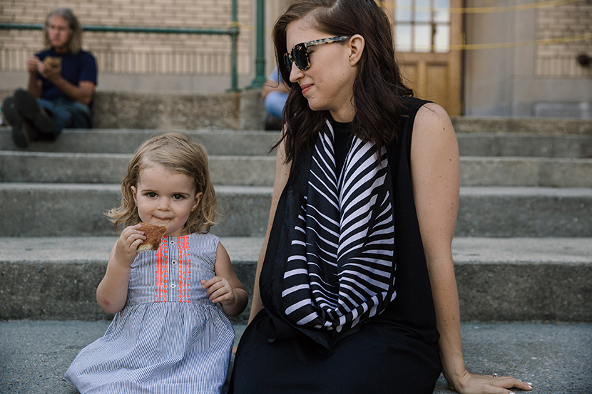 guide to breastfeeding nursing what to do 