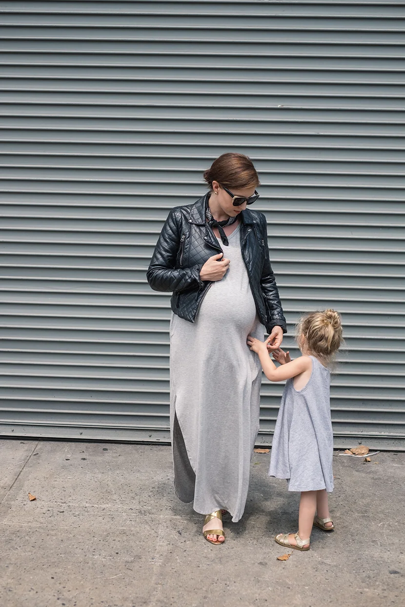 maxi dress maternity outfit