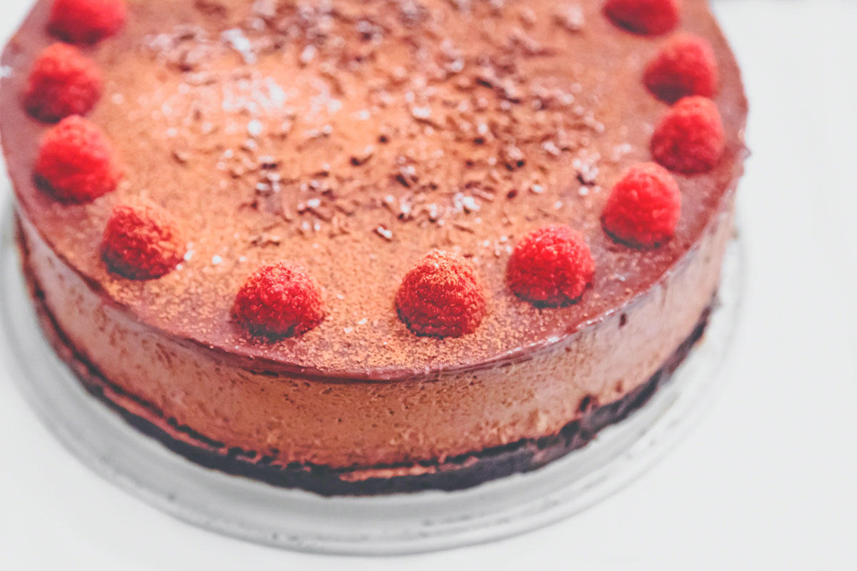 Chocolate mousse cake