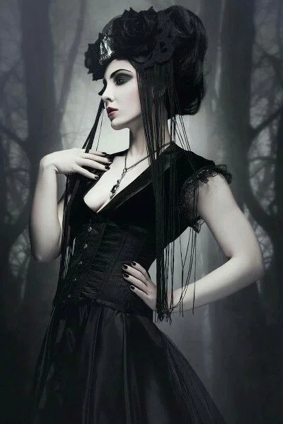 1e848731c2dc4ef76957ea8f23473a7f--dark-gothic-gothic-art.jpg