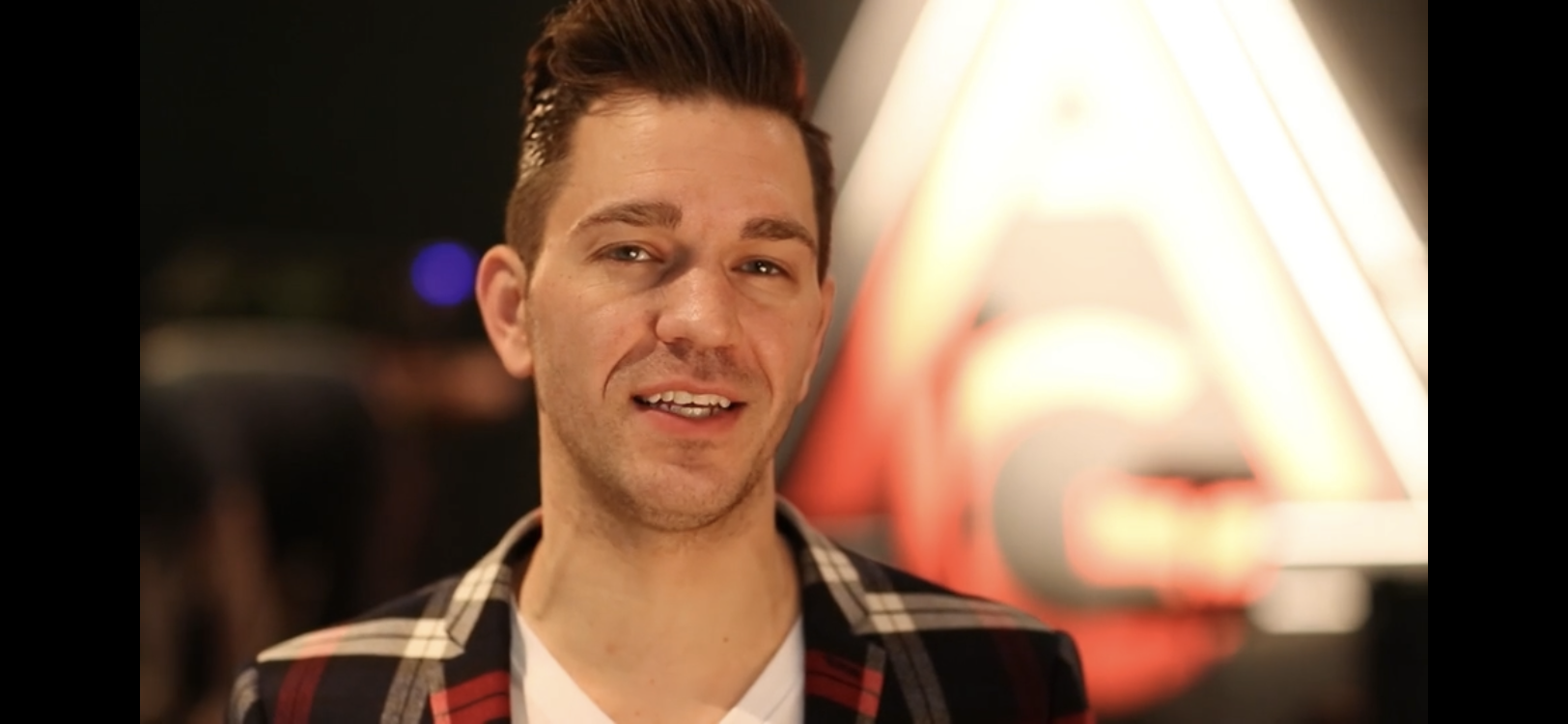 Andy Grammer HD.PNG