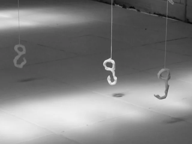 Ascent, floor level hooks