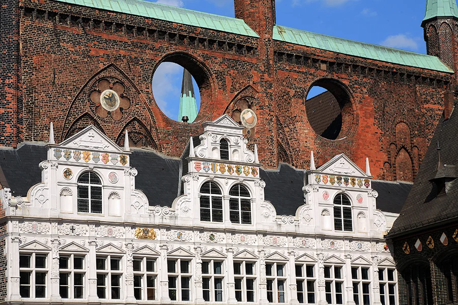 Baroque and Gothic (photo by Laurent Goletz)
