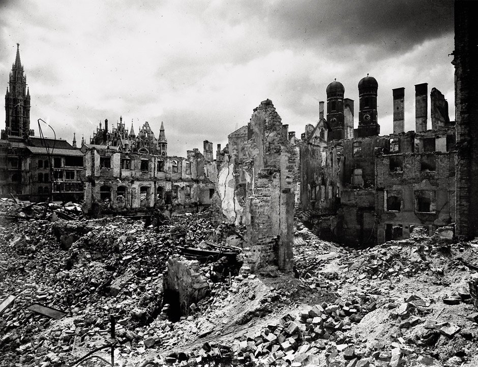 Aerial bombing damage in Munich