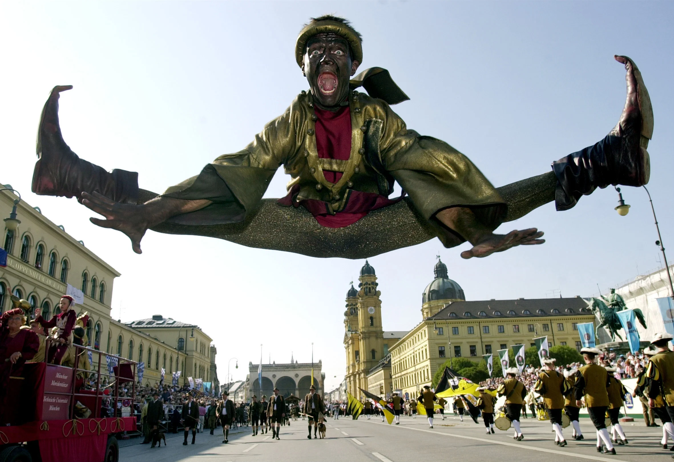 Morris Dancer in Munich Today ( The Munich Morisken Dancers photo)