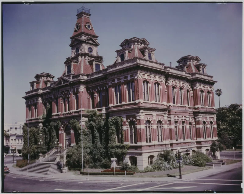 City Hall designed by Theodore Lenzen, 1889