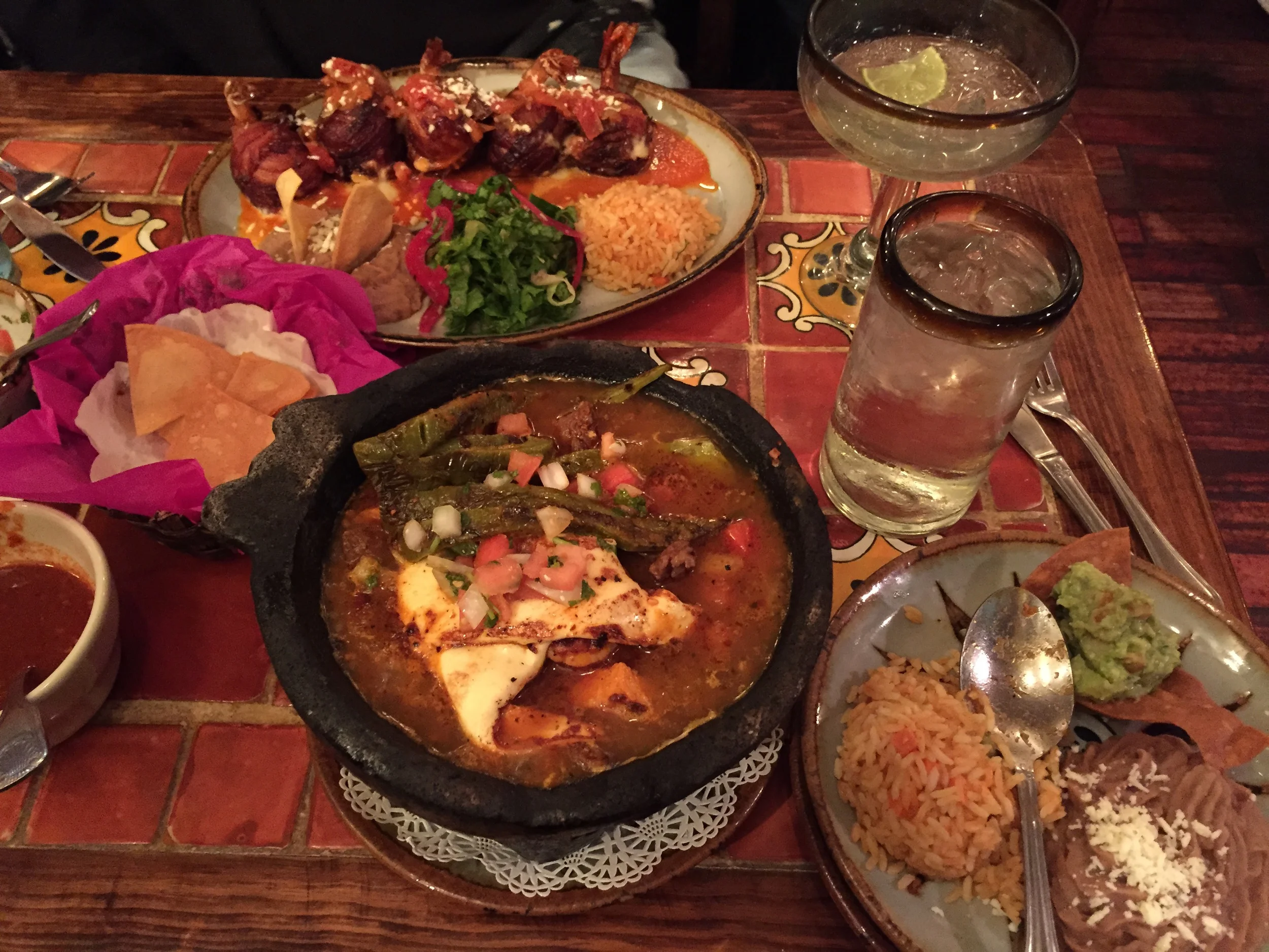 Mar y Tierra molcajete