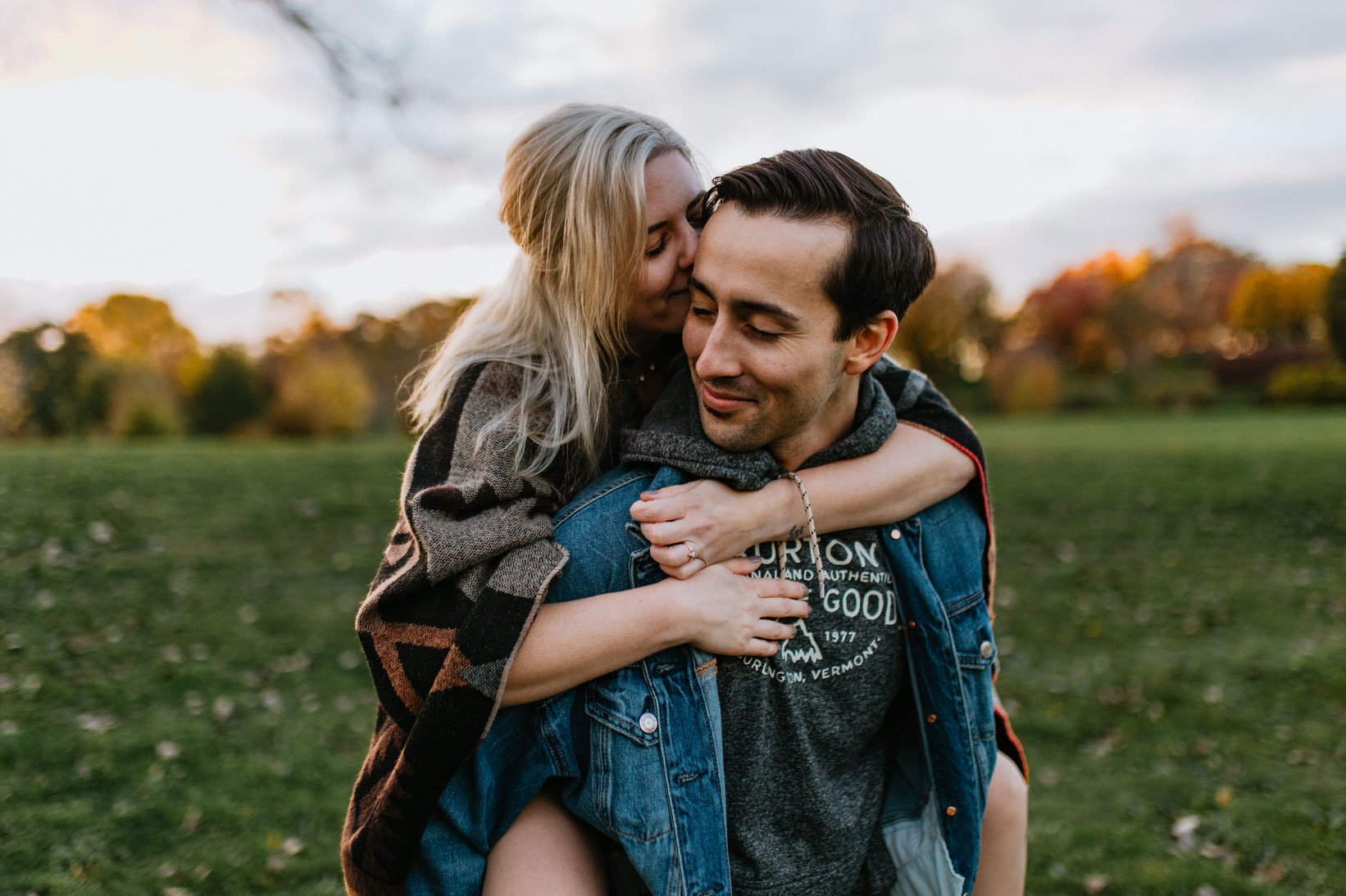engagement photo at arboretum