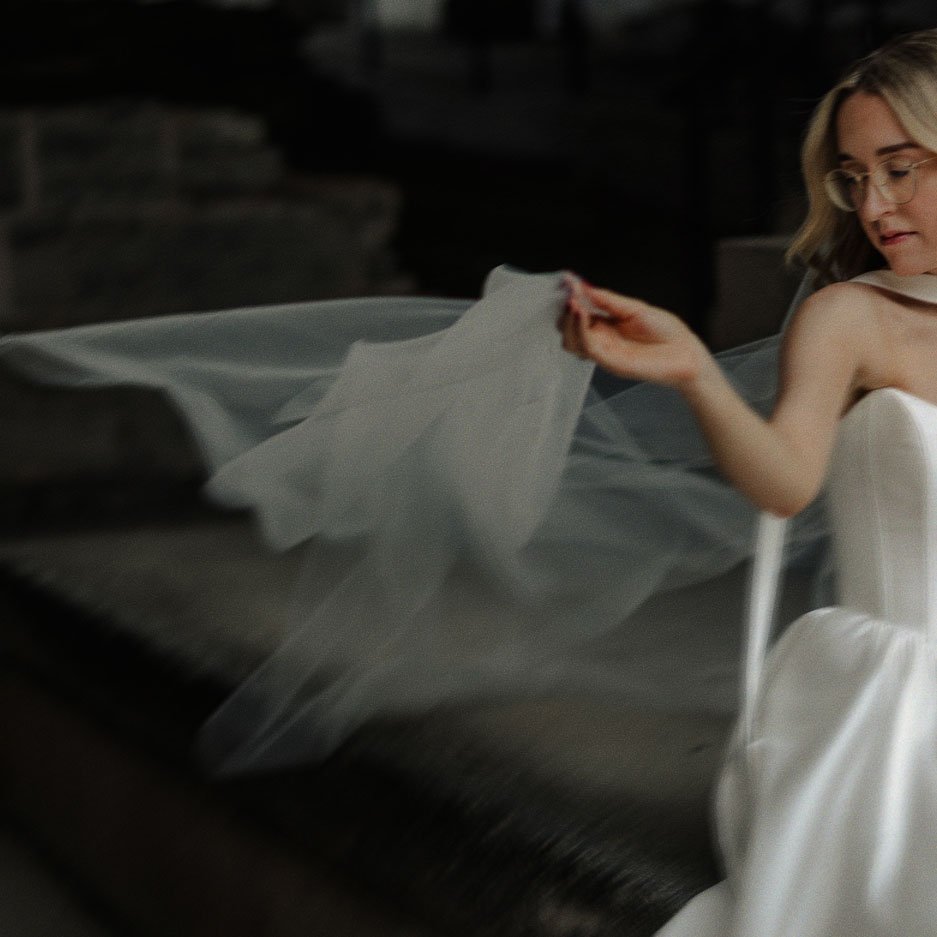 Blurry Ottawa Wedding Photo