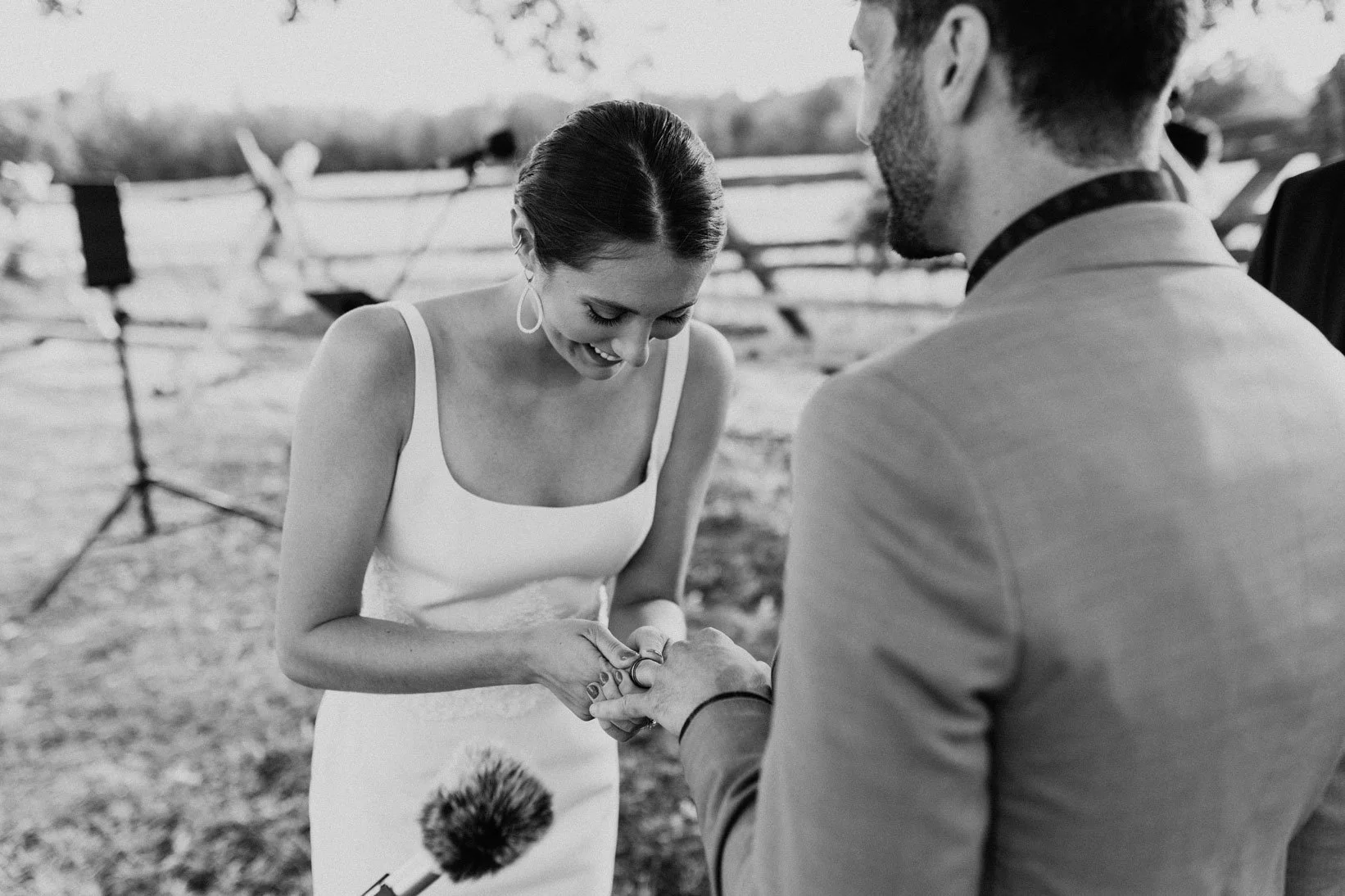 fun wedding photos, bride and groom