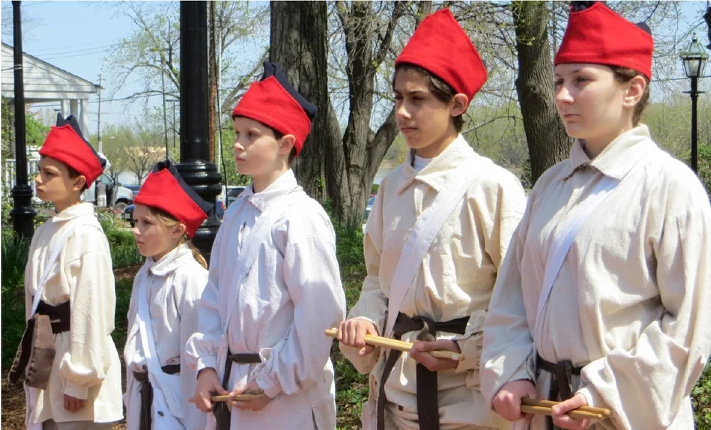 Uniforms โ Lewis & Clark Fife and Drum Corps