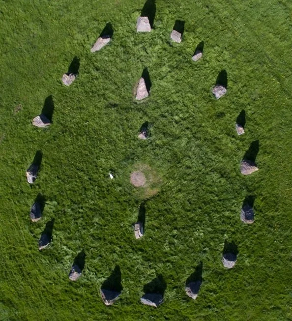 stone circle-solbaileybarker.jpg