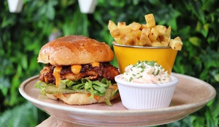 National Burger Day is this Thursday and we cannot wait to celebrate with our Buttermilk Chicken Burger! 🥳

See you all on Thursday! 🤩
#nationalburgerday #chickenburger #irishcafe #yummy #foodie #foodireland