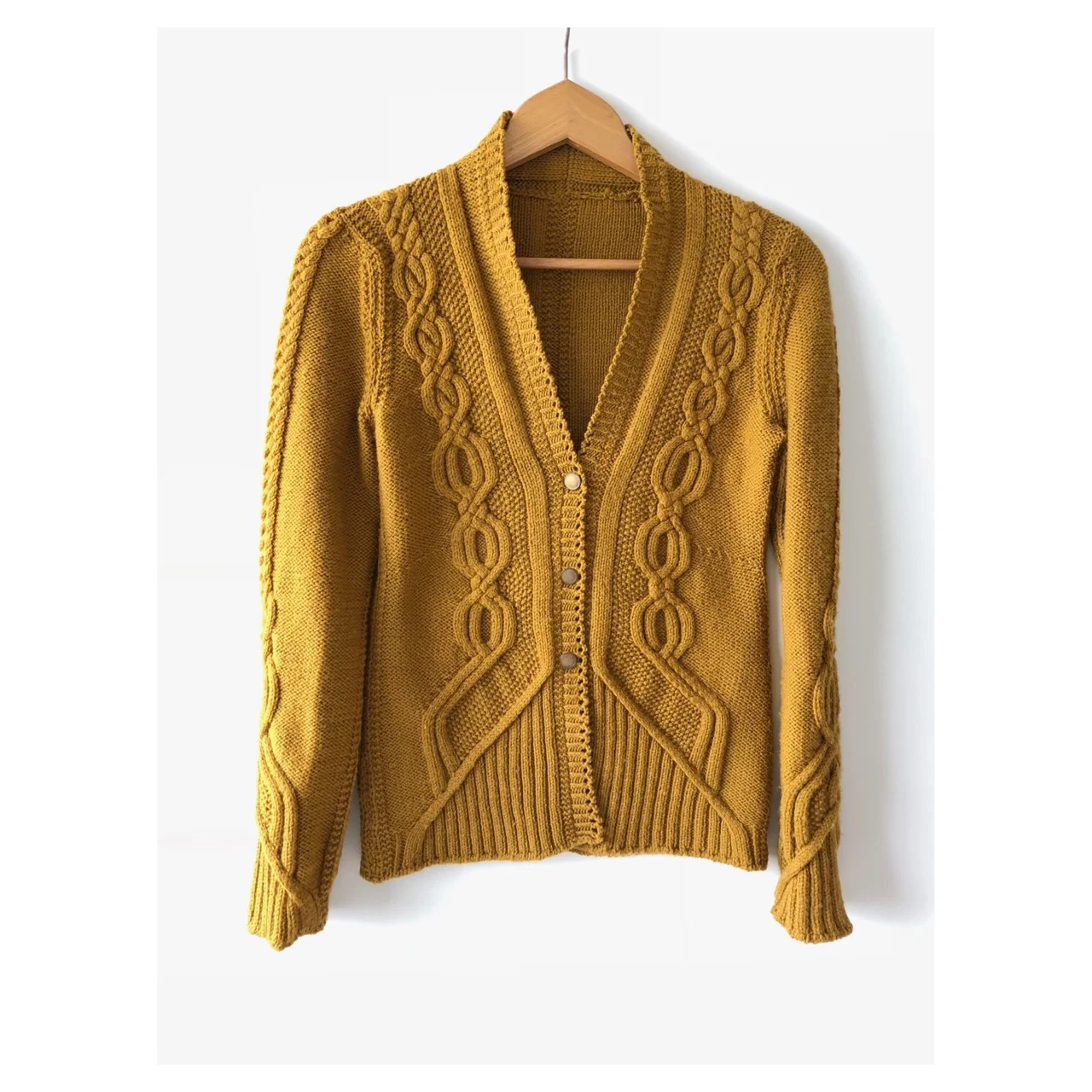 Geiger : Brooklyn Tweed Winter 18 : designer Norah Gaughan 